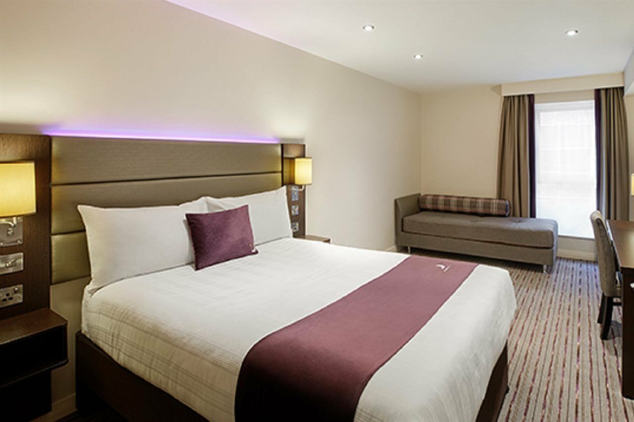 Premier Inn Manchester - Prestwich Exterior foto